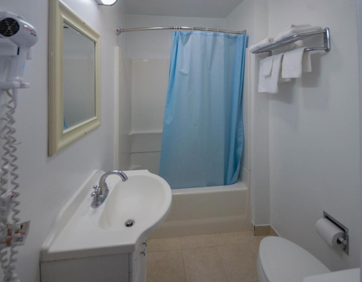 Budget Inn Watkins Glen Extérieur photo